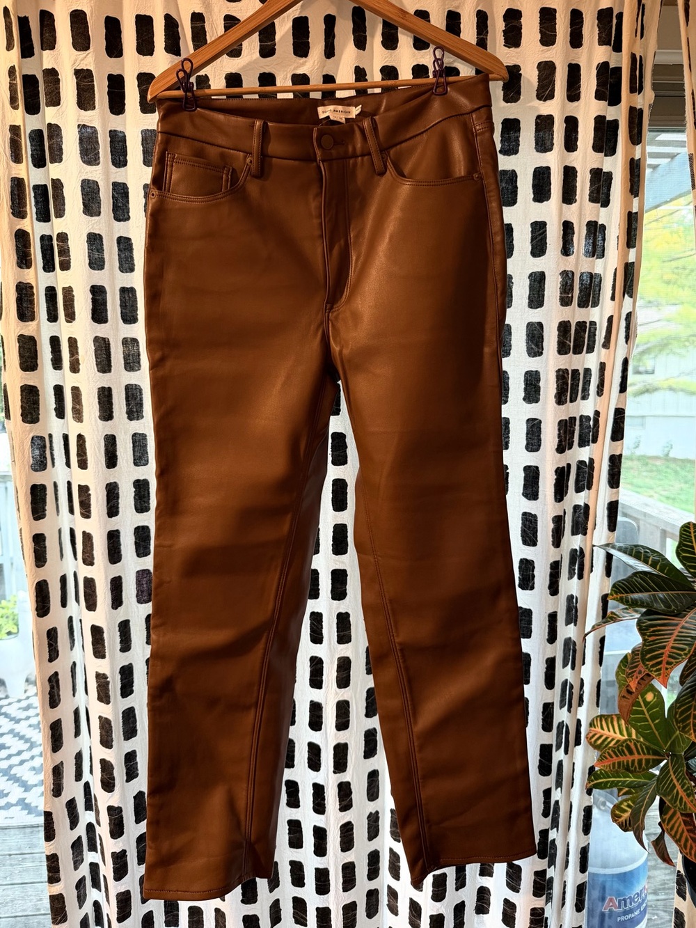Good American Women’s Brown Faux-Leather Straight Leg Pants
